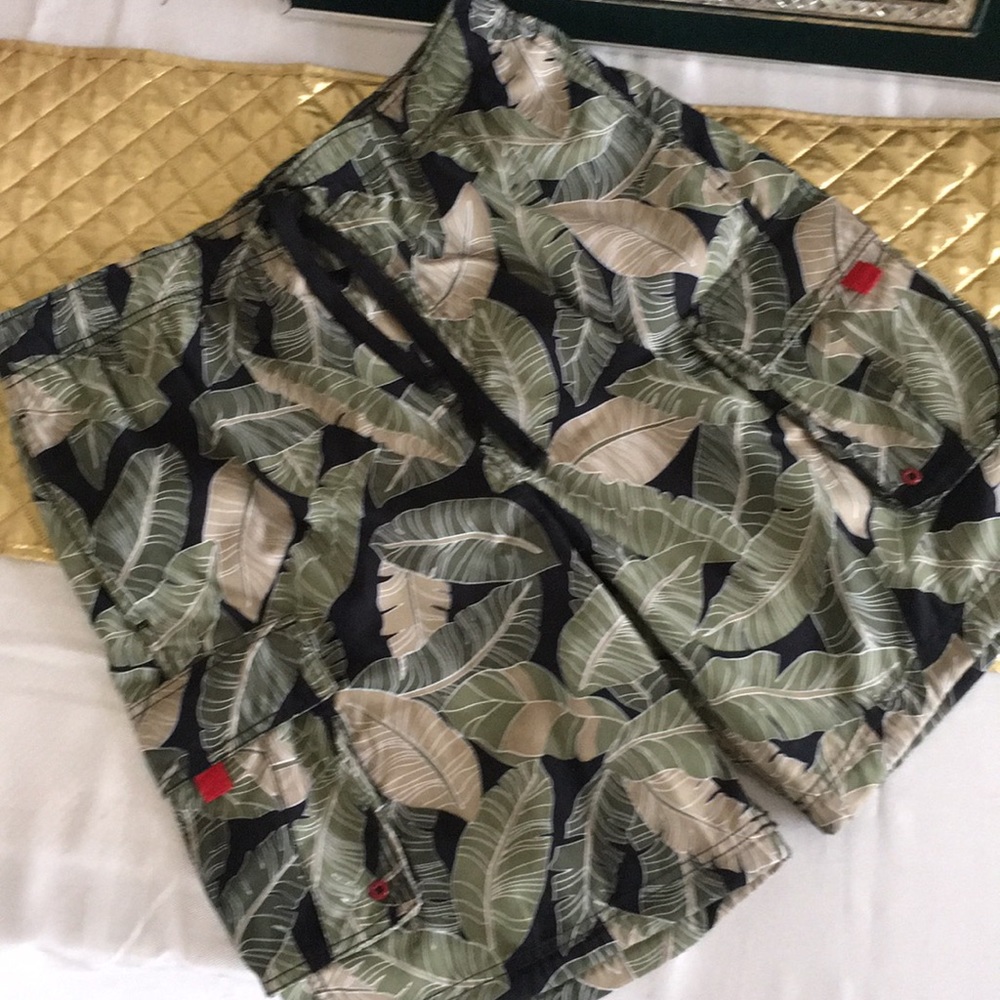 Long board camou green swim suit